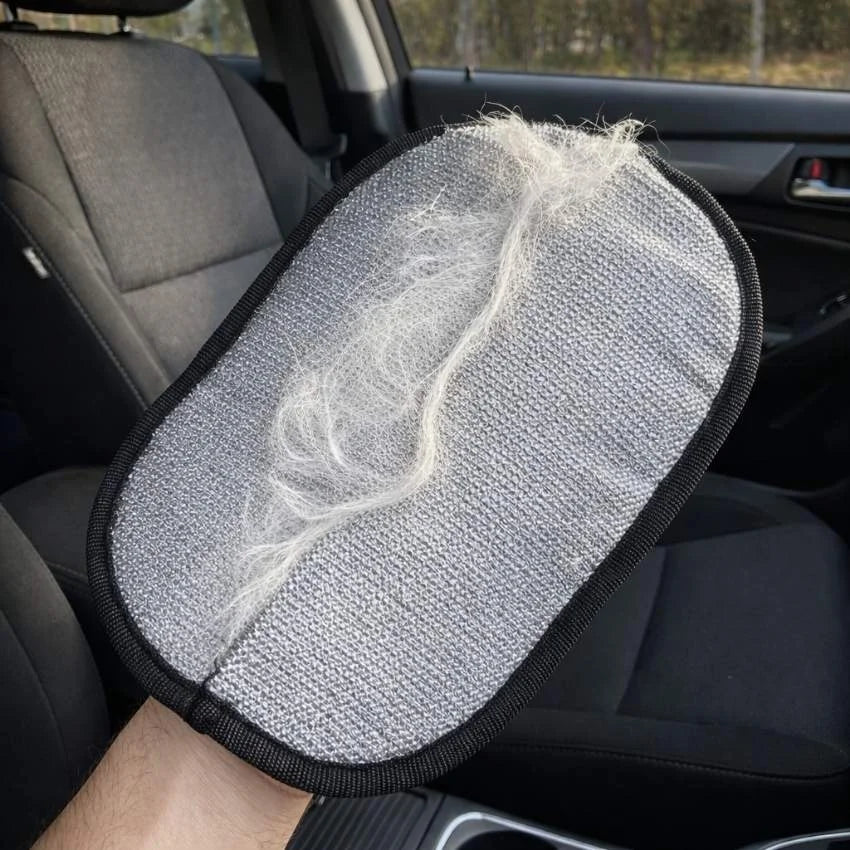 purepath-glove-car_seat.webp